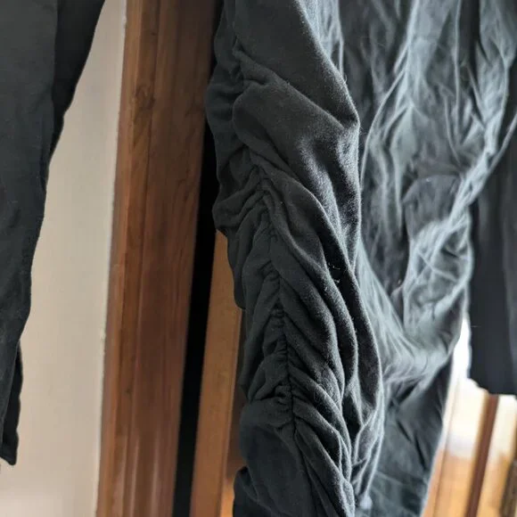 Abercombie and Fitch Maternity Long Sleeve Black Top - Picture 4 of 4